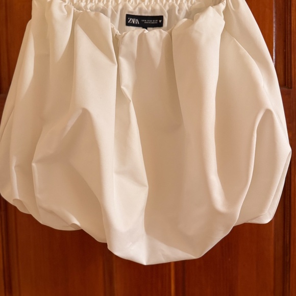 Zara balloon skirt - Picture 2 of 4